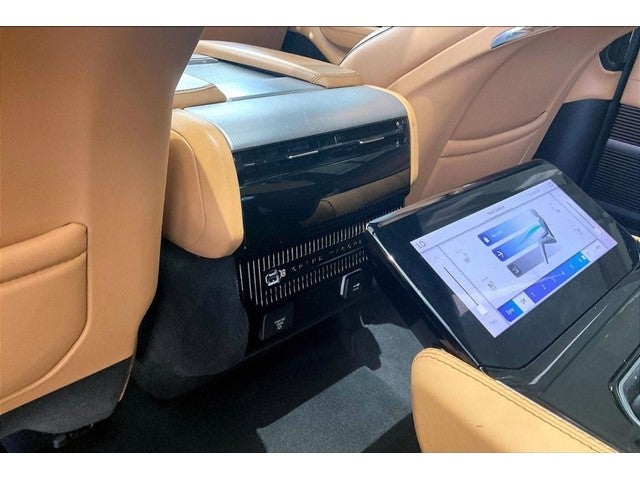 2023 Jeep Grand Wagoneer L Series III