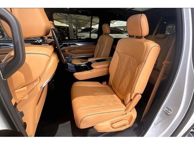 2023 Jeep Grand Wagoneer L Series III