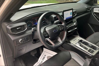 2022 Ford Explorer ST-Line