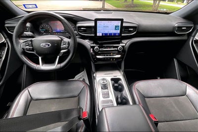 2022 Ford Explorer ST-Line