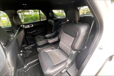 2022 Ford Explorer ST-Line