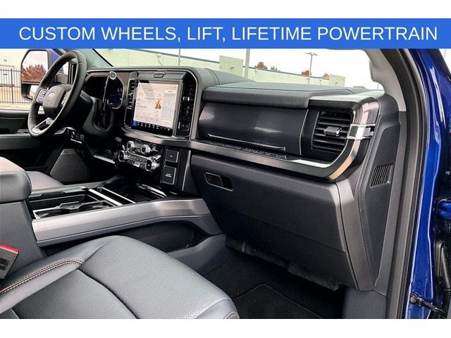 2026 Ford F-450SD Lariat DRW