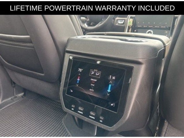 2025 GMC Yukon Denali Ultimate