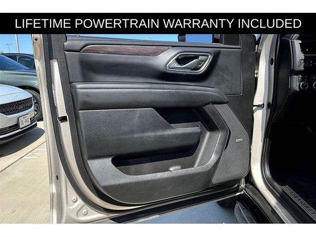 2023 Chevrolet Suburban LT