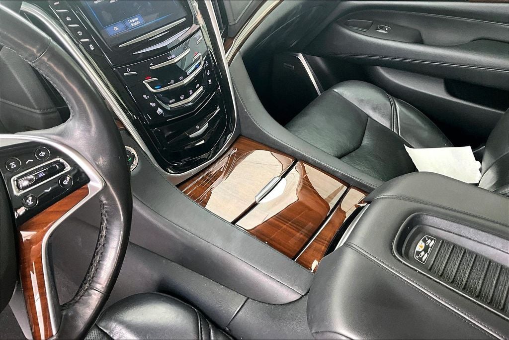 2020 Cadillac Escalade Luxury