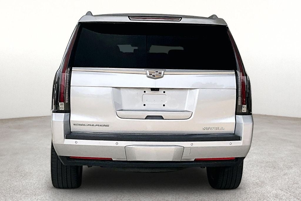 2020 Cadillac Escalade Luxury
