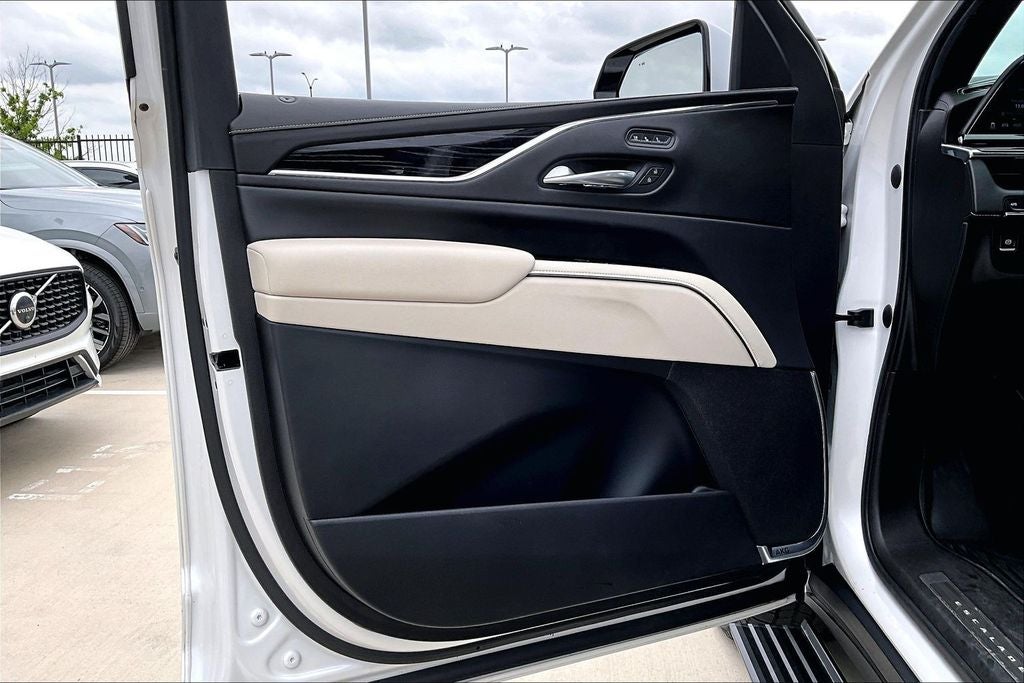 2021 Cadillac Escalade Sport