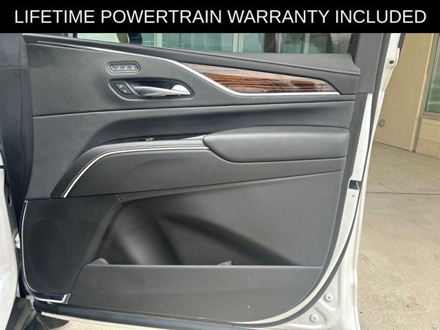 2023 Cadillac Escalade ESV Premium