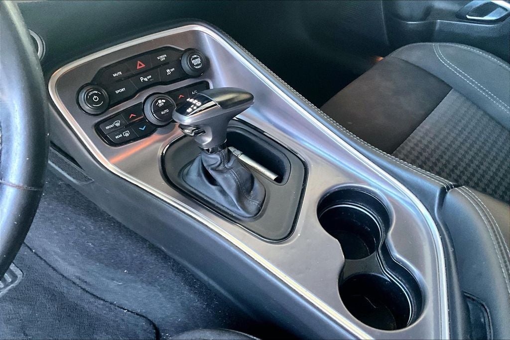 2019 Dodge Challenger SXT