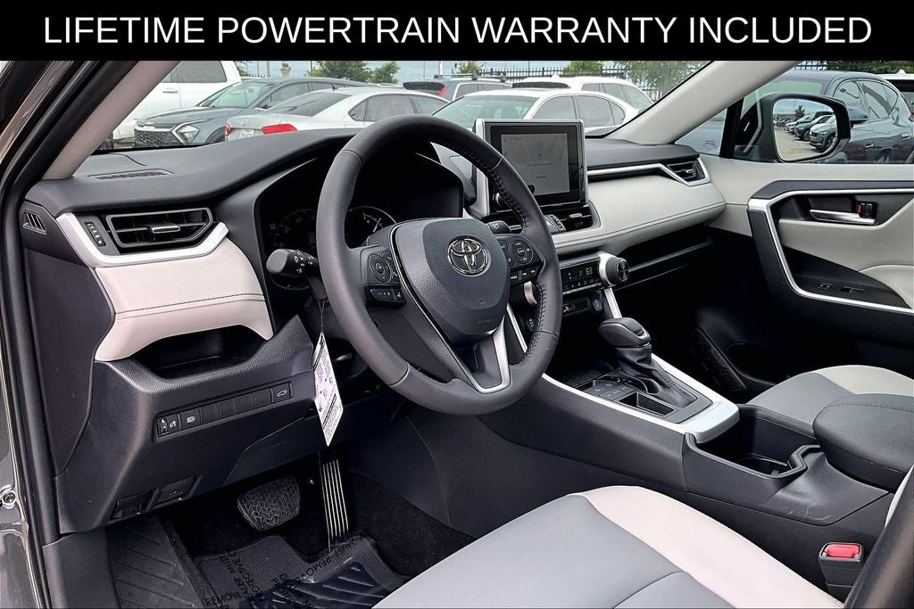 2025 Toyota RAV4 XLE Premium