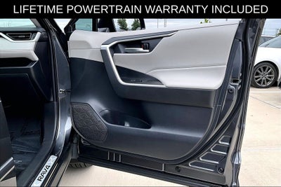 2025 Toyota RAV4 XLE Premium