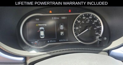 2024 Nissan Versa 1.6 SV