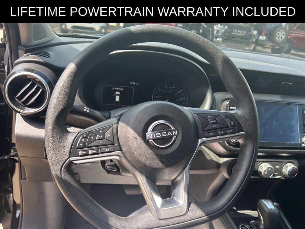 2023 Nissan Kicks SV