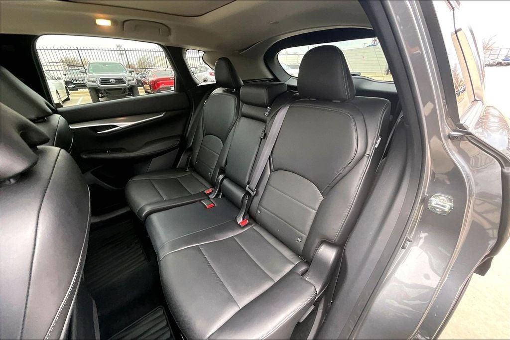 2022 INFINITI QX50 LUXE