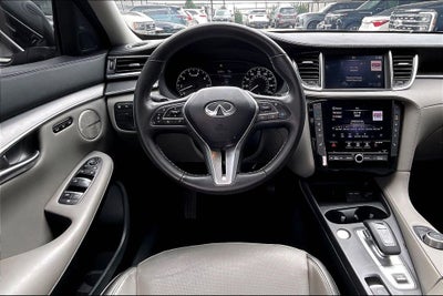 2023 INFINITI QX50 LUXE