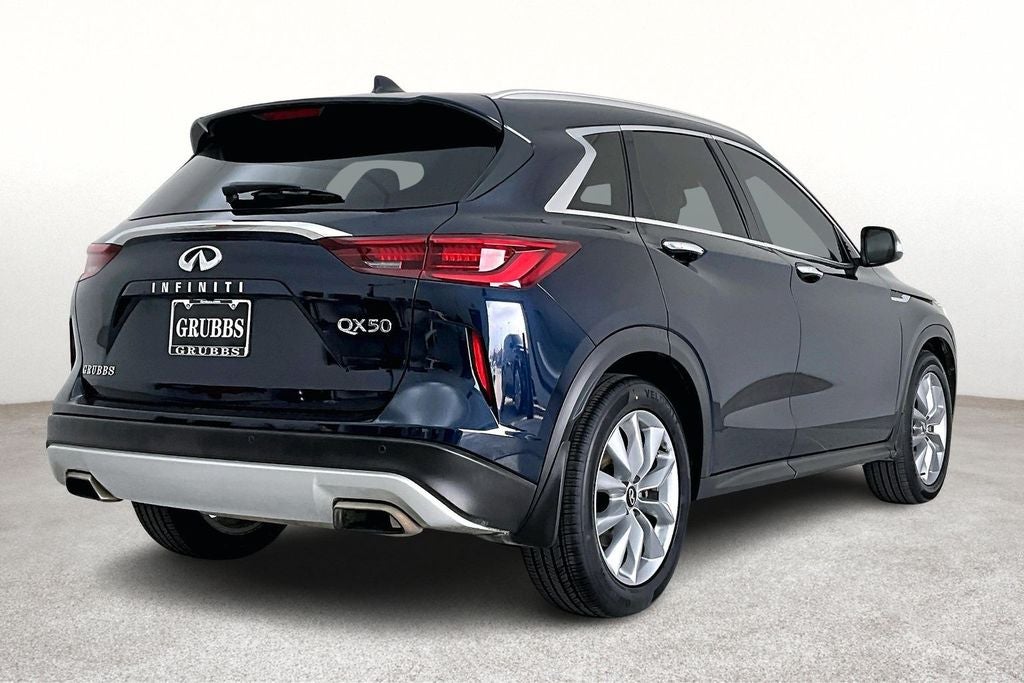 2022 INFINITI QX50 LUXE