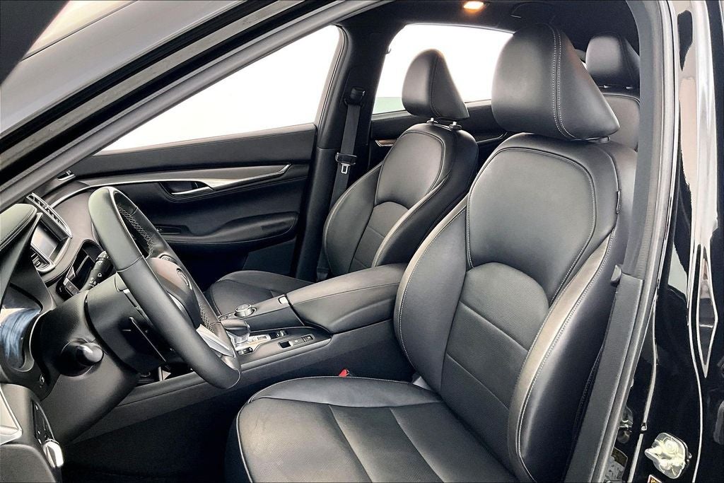 2023 INFINITI QX55 LUXE