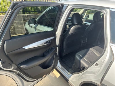 2019 INFINITI QX50 LUXE