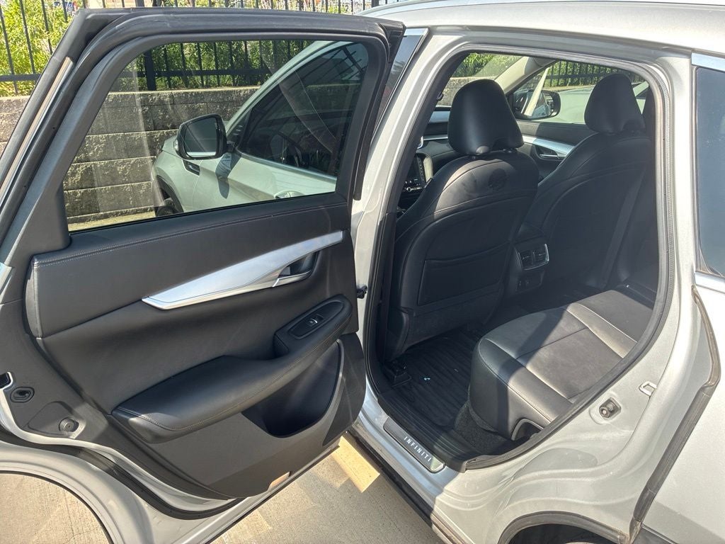 2019 INFINITI QX50 LUXE