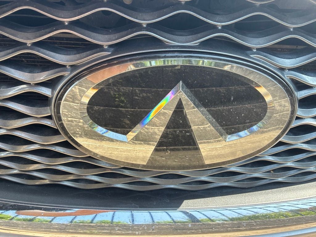 2019 INFINITI QX50 LUXE