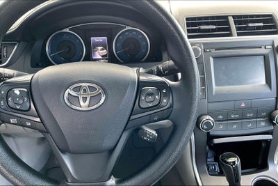 2016 Toyota Camry LE