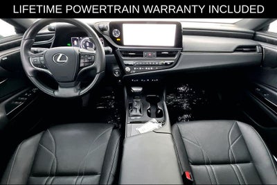 2025 Lexus ES 300h Luxury