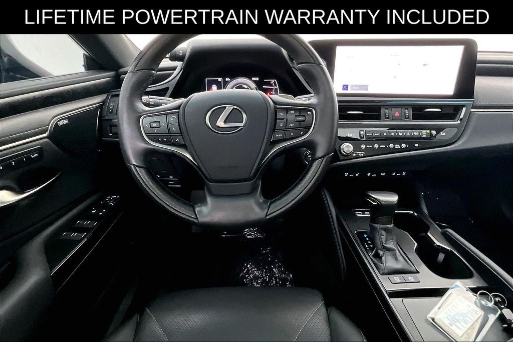 2025 Lexus ES 300h Luxury