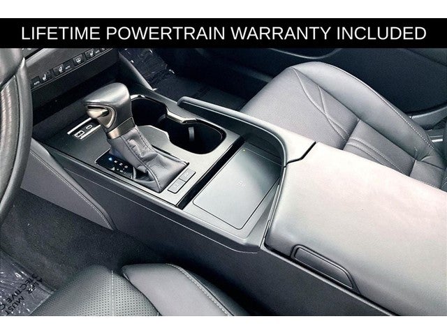 2025 Lexus ES 300h Luxury