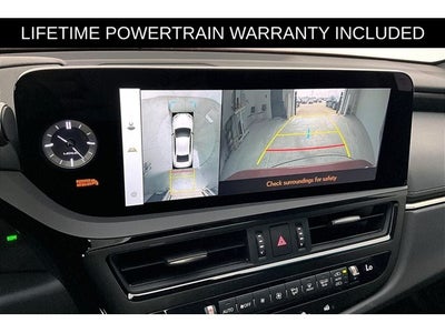 2025 Lexus ES 300h Luxury