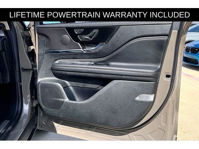 2025 Lincoln Corsair Premiere