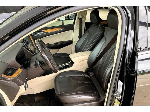 2016 Lincoln MKC Select