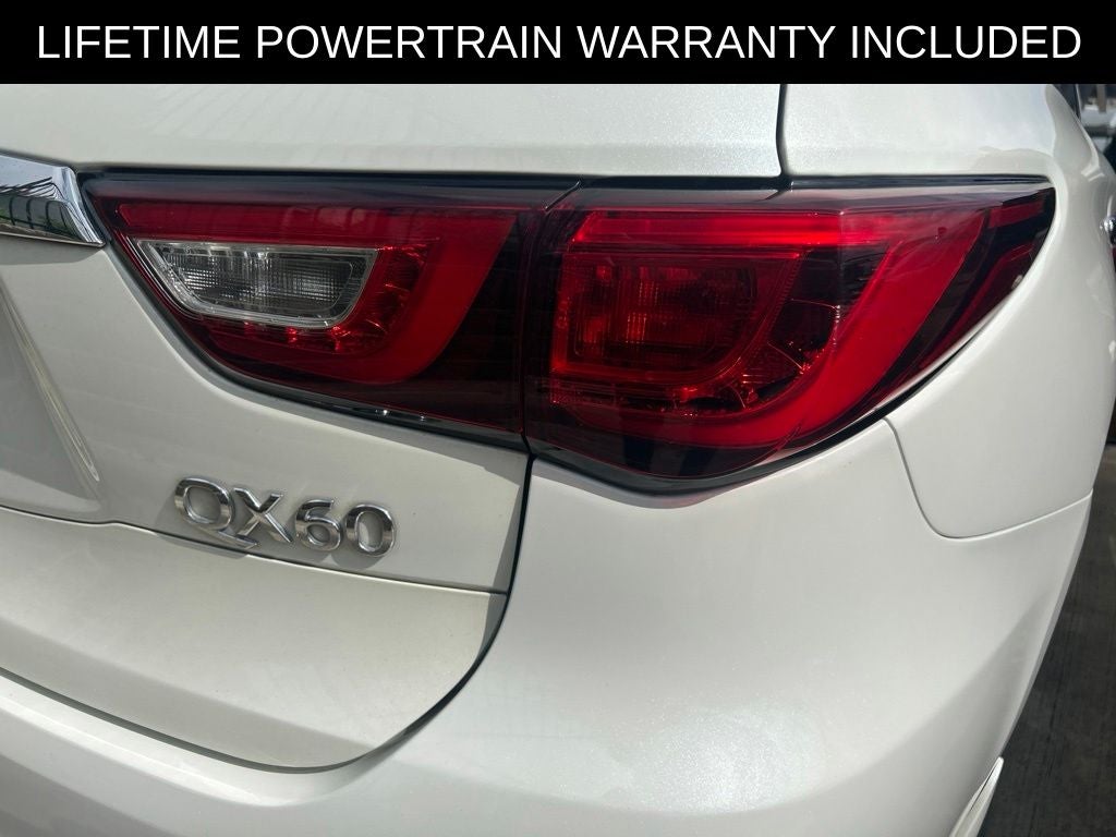 2017 INFINITI QX60 Base