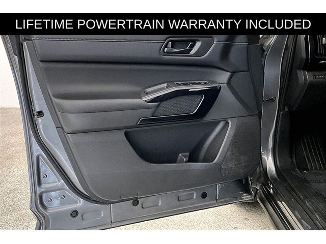 2024 Nissan Pathfinder S