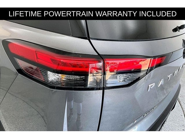 2024 Nissan Pathfinder S
