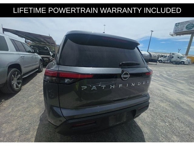 2024 Nissan Pathfinder S
