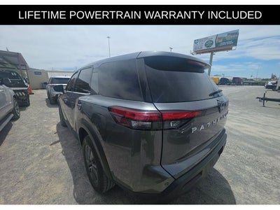 2024 Nissan Pathfinder S