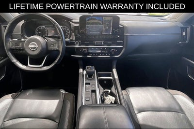 2022 Nissan Pathfinder SL