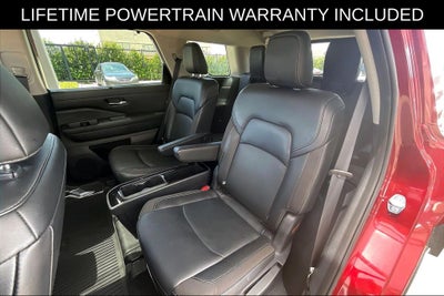 2022 Nissan Pathfinder SL