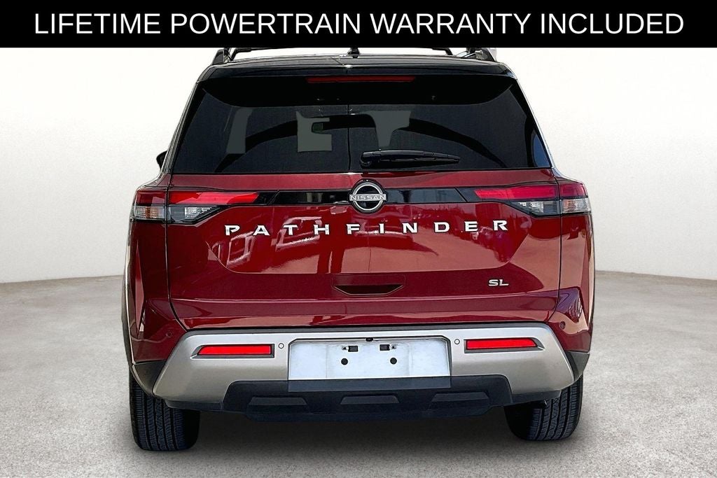 2022 Nissan Pathfinder SL