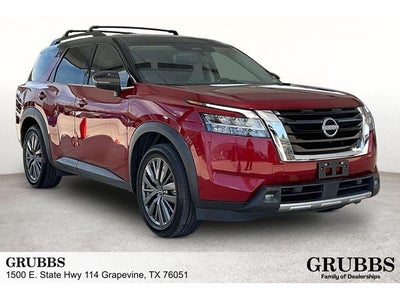2022 Nissan Pathfinder SL