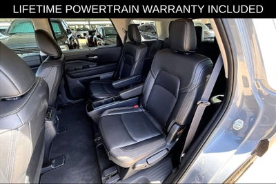 2024 Nissan Pathfinder SL