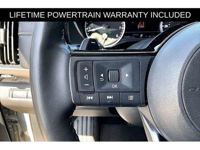 2024 Nissan Pathfinder SL
