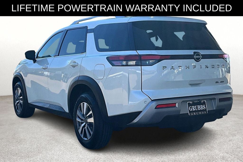 2023 Nissan Pathfinder SL