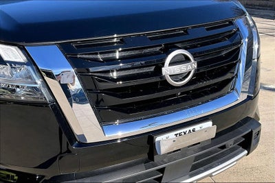 2024 Nissan Pathfinder Platinum