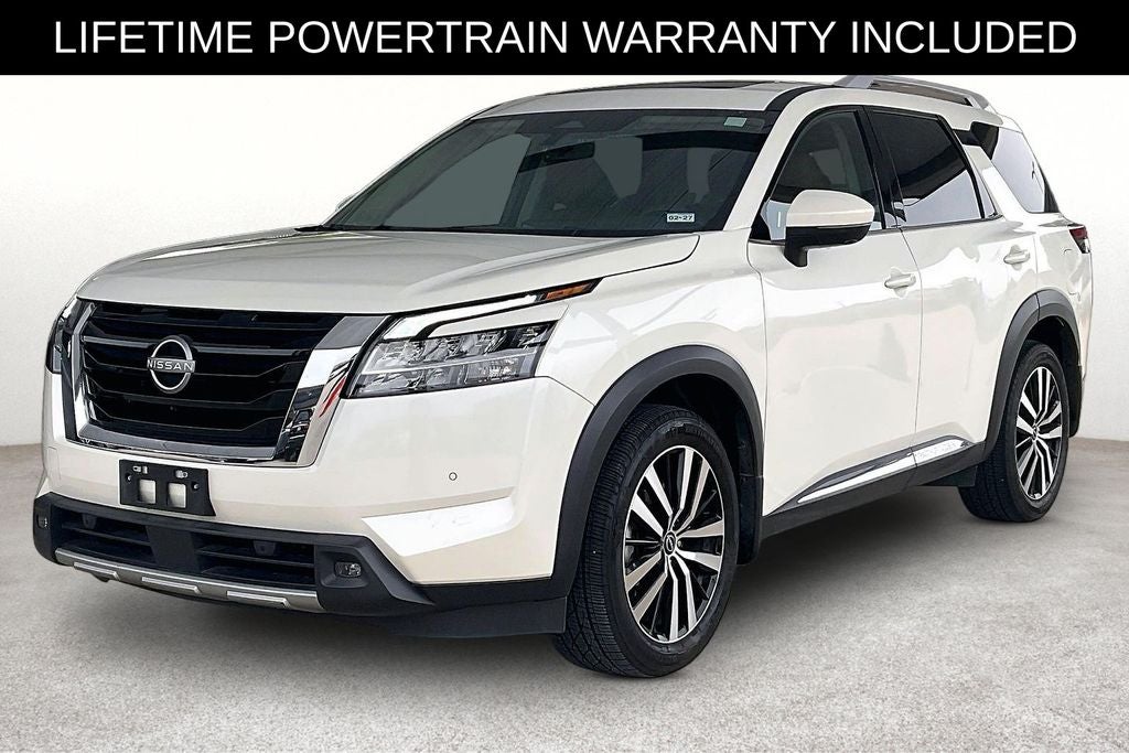 2023 Nissan Pathfinder Platinum
