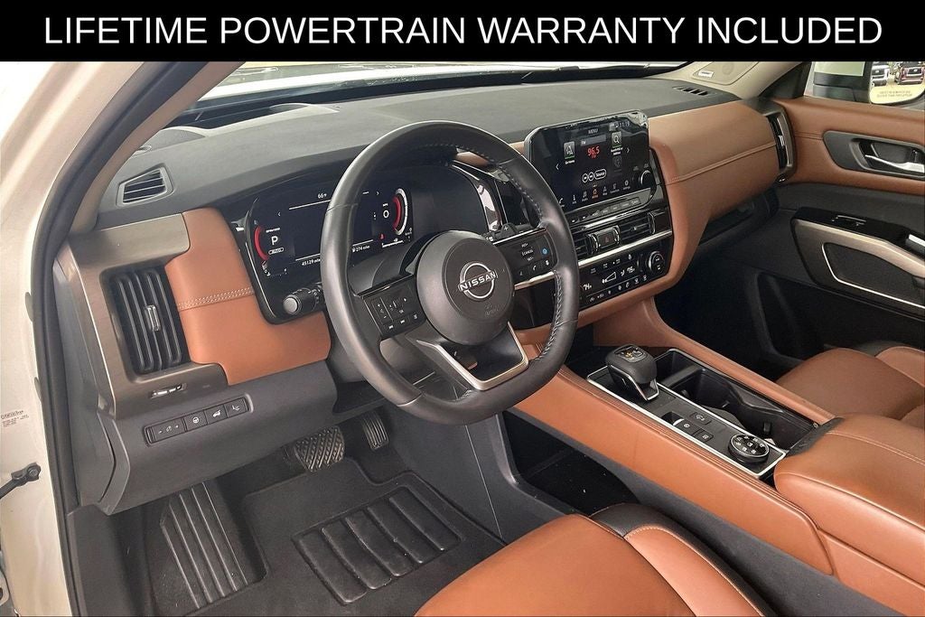 2023 Nissan Pathfinder Platinum