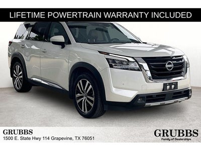 2023 Nissan Pathfinder Platinum