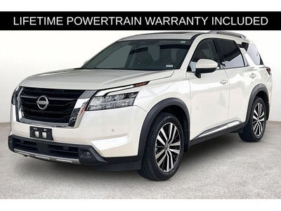 2023 Nissan Pathfinder Platinum