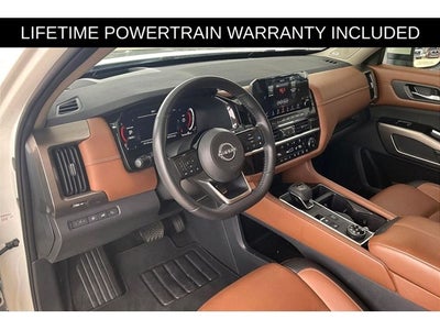 2023 Nissan Pathfinder Platinum