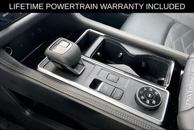 2025 Nissan Pathfinder Platinum